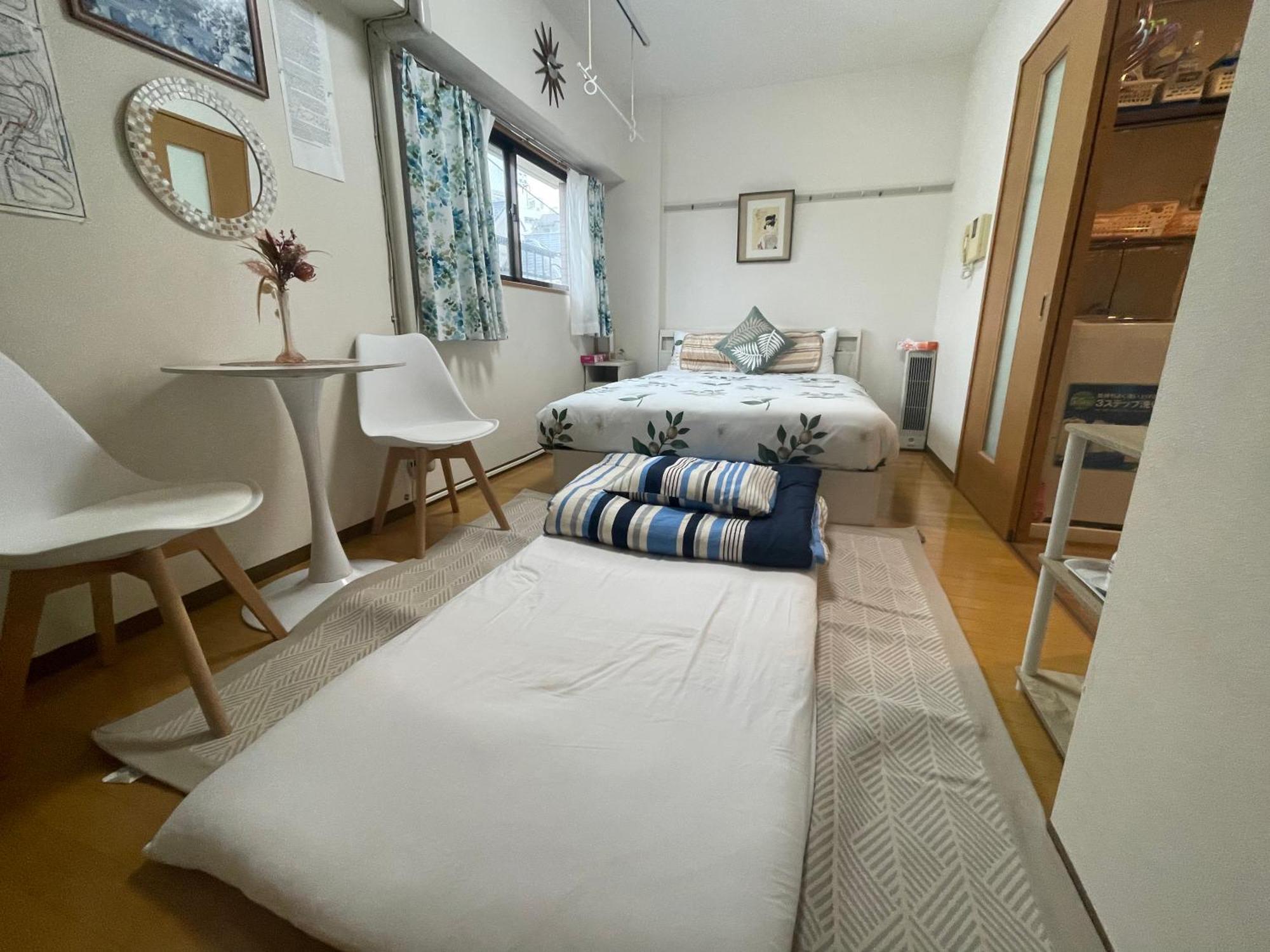 都心の家30 Square Meter King Size Bed With Stepping Rice Tōkyō Extérieur photo